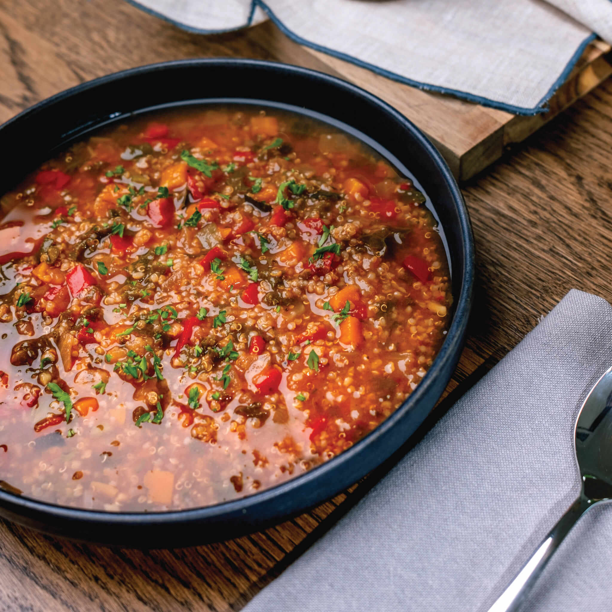mudda-suppen-bio-minestrone-mit-quinoa-vegane-suppe image 2